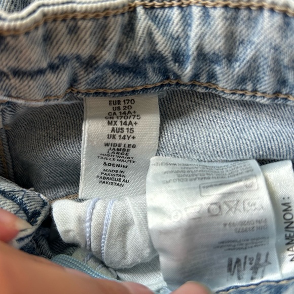 PACK OF 2: 13-14 yo ZARA KIDS/H&M jeans - Picture 6 of 7